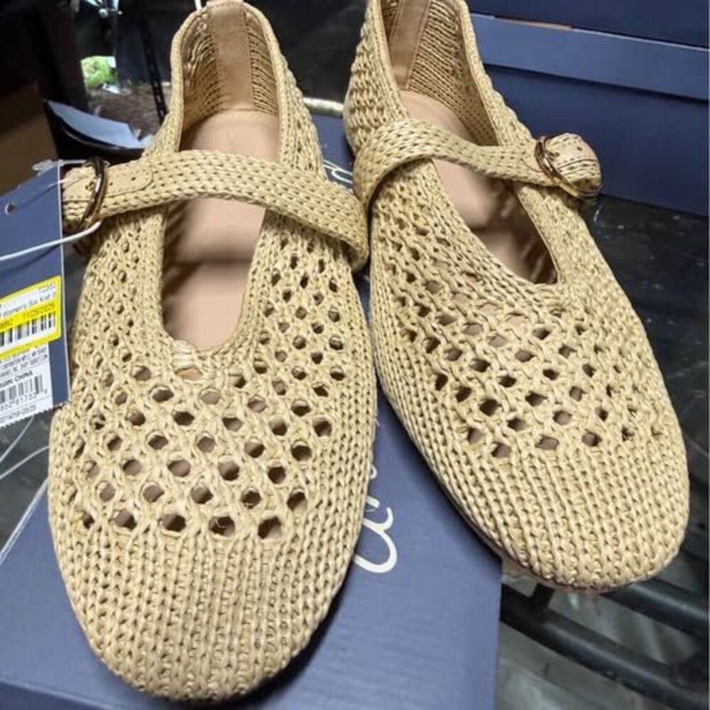 Universal Thread Women's Sia Knit Flats